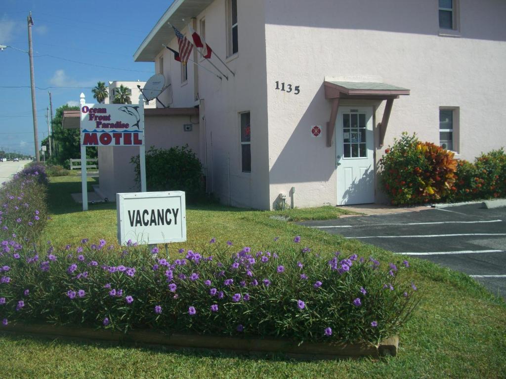 Ocean Front Paradise Resort Melbourne Exterior photo