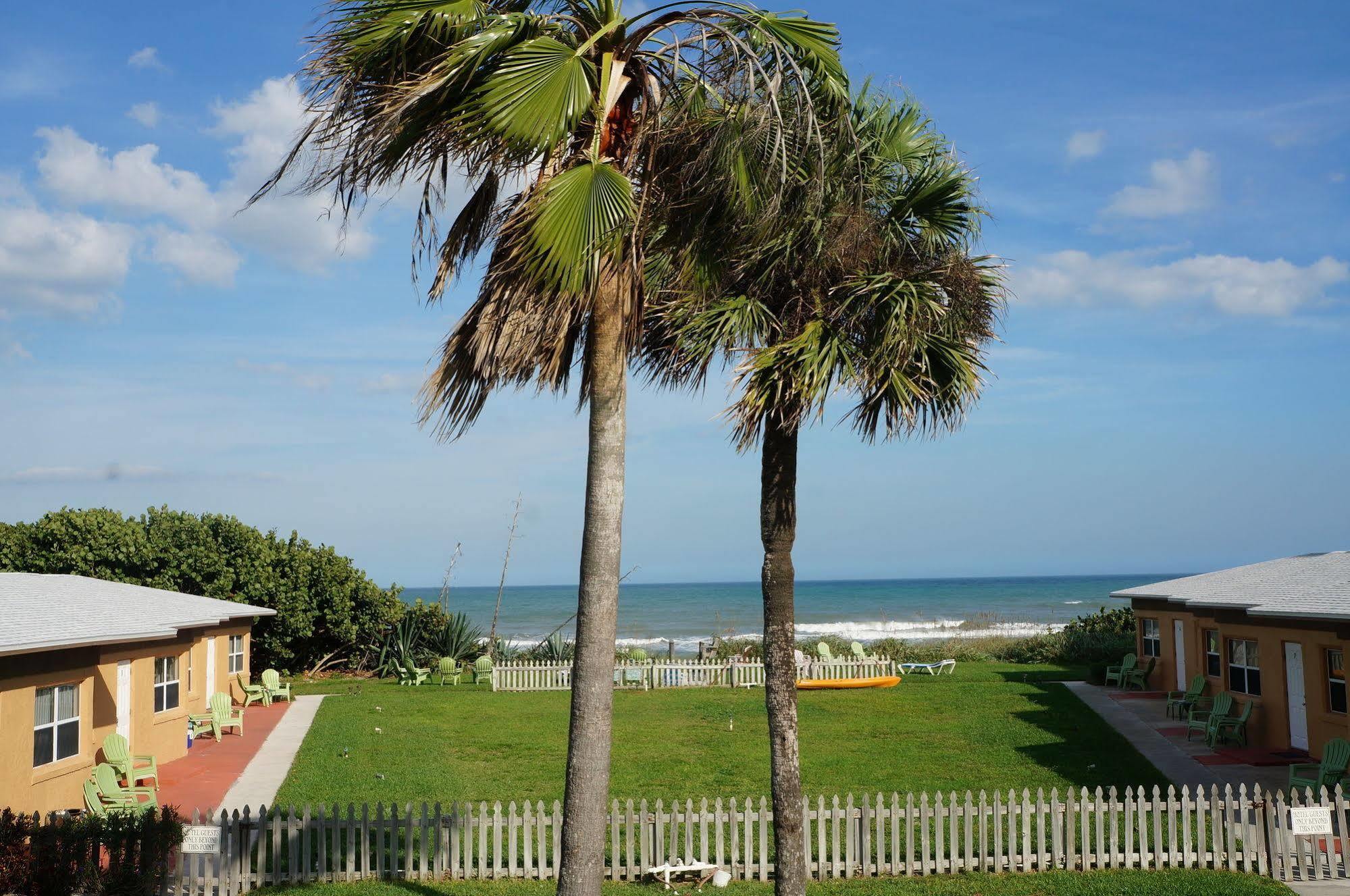 Ocean Front Paradise Resort Melbourne Exterior photo